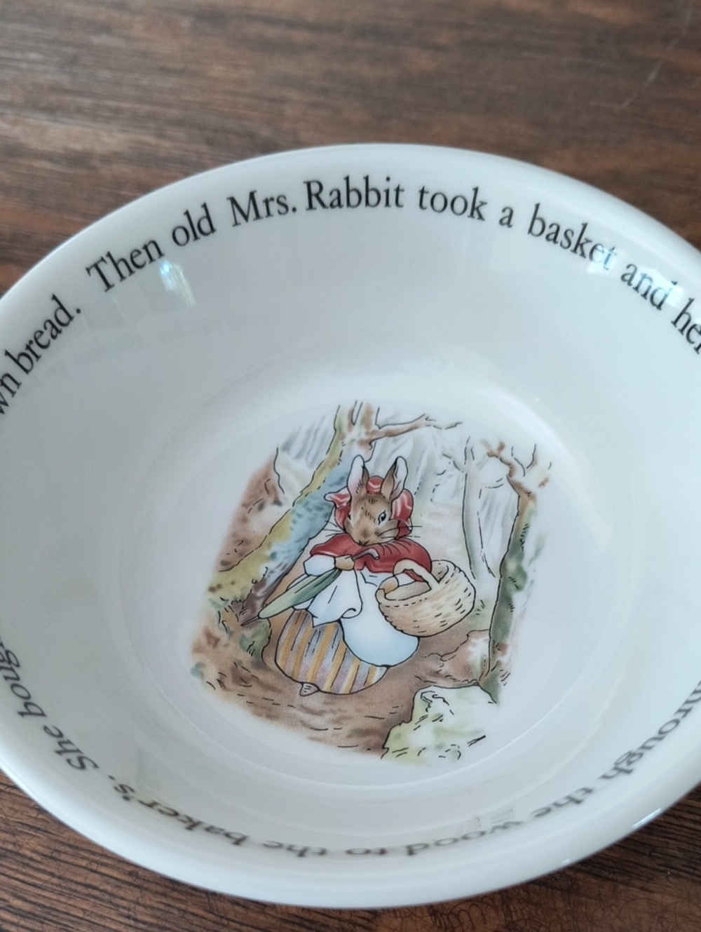 Wedgwood Peter Rabbit Bowl - Picture 4 of 11